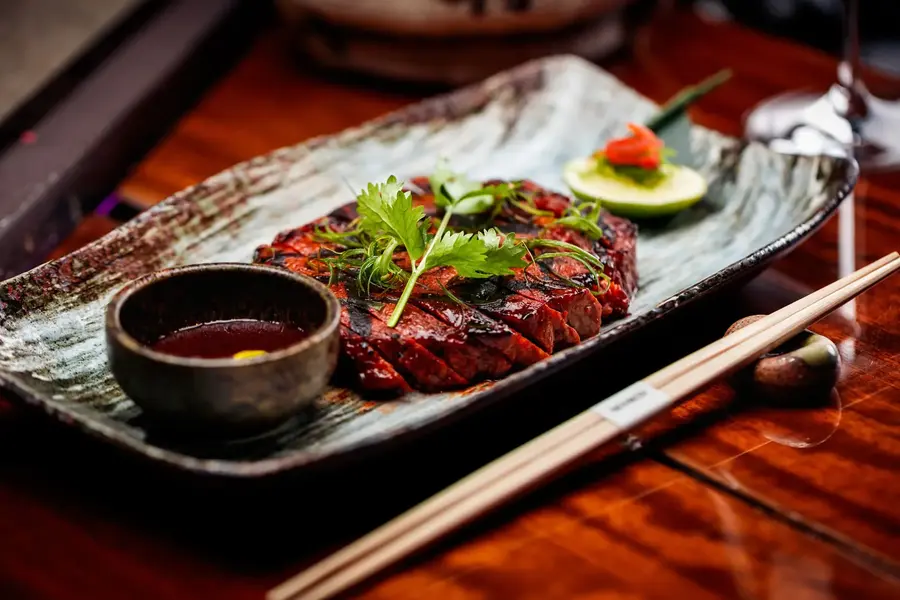 Novikov, F&B photography by Artur Begel